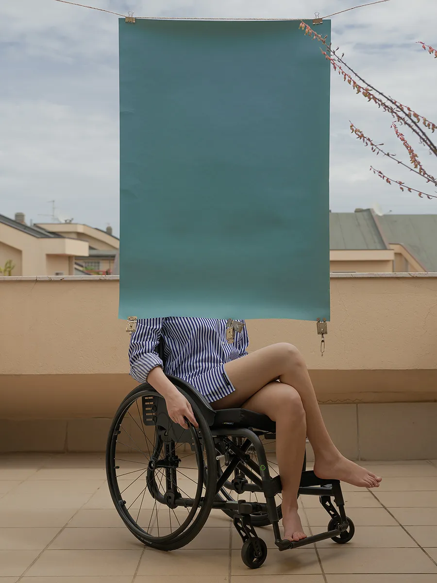 Claudia Amatruda, Untitled 01#_When you hear hoofbeats think of horses, not zebras